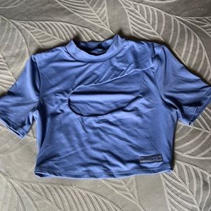 Cut out Bo + Tee crop top